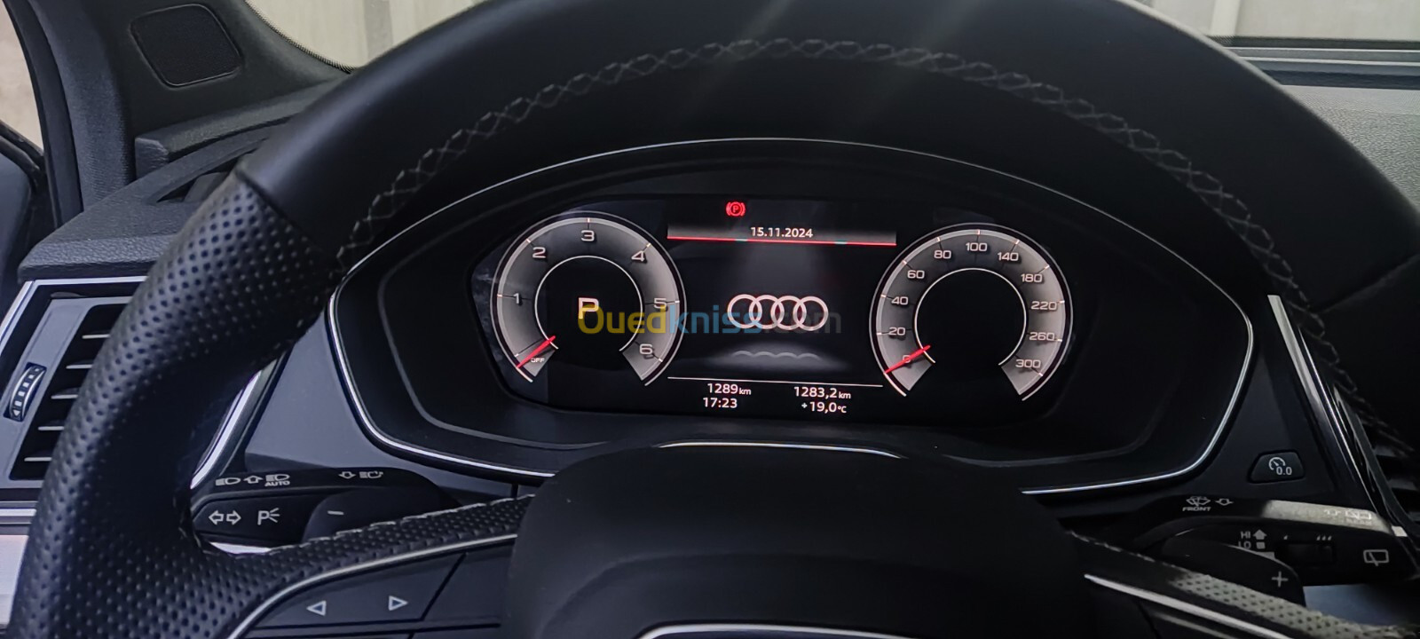 Audi Q5 2024 Slin