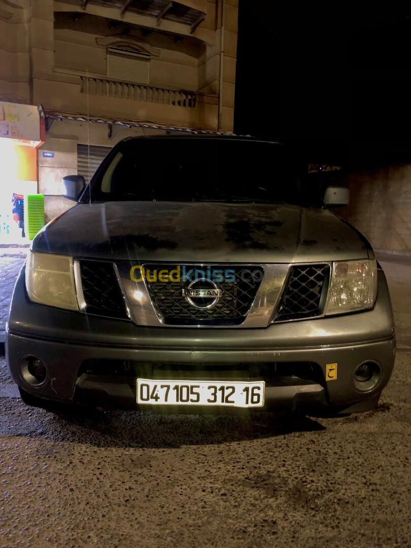 Nissan Navara 2012 Elegance 4x2