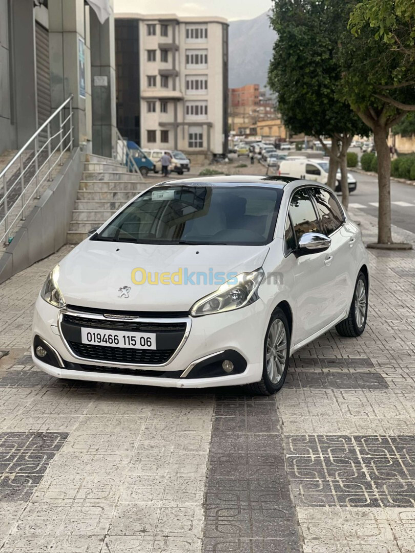 Peugeot 208 2015 Allure Facelift