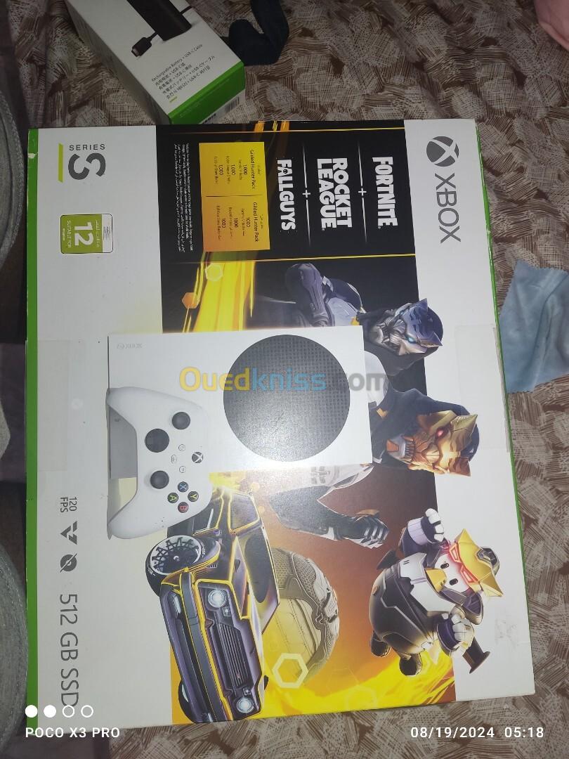 Xbox series s + battery original ta3 manette dir (3500 DA)