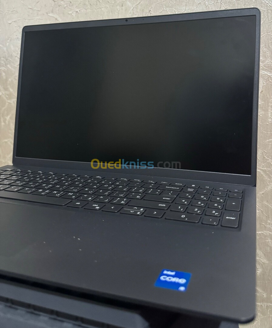 Dell vostro 3520 i5 12th 4gb 