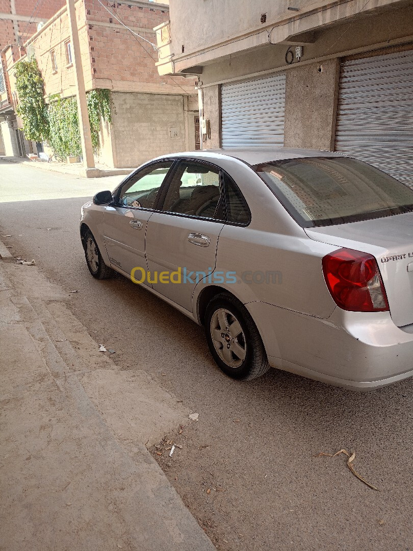 Chevrolet Optra 4 portes 2011 Optra 4 portes