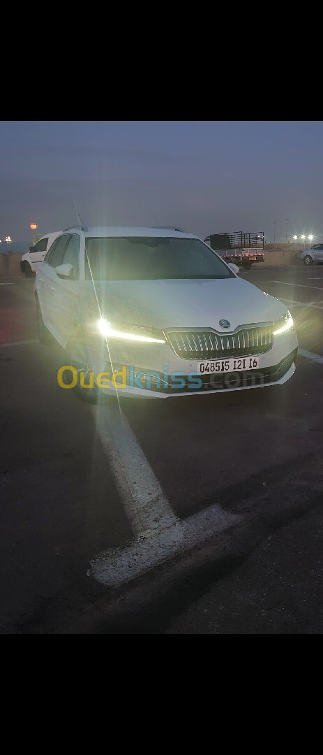 Skoda Superb 2021 Sport lien