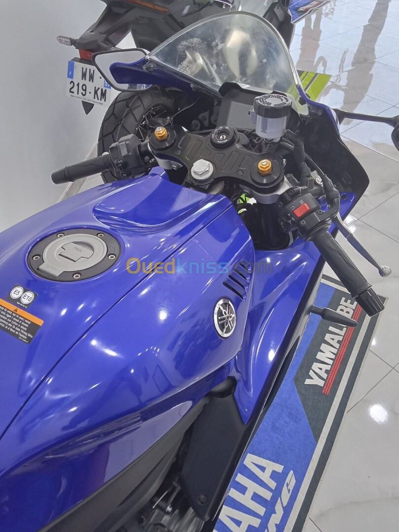 Yamaha R7 2022