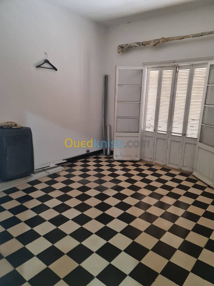 Vente Appartement F2 Alger Hydra