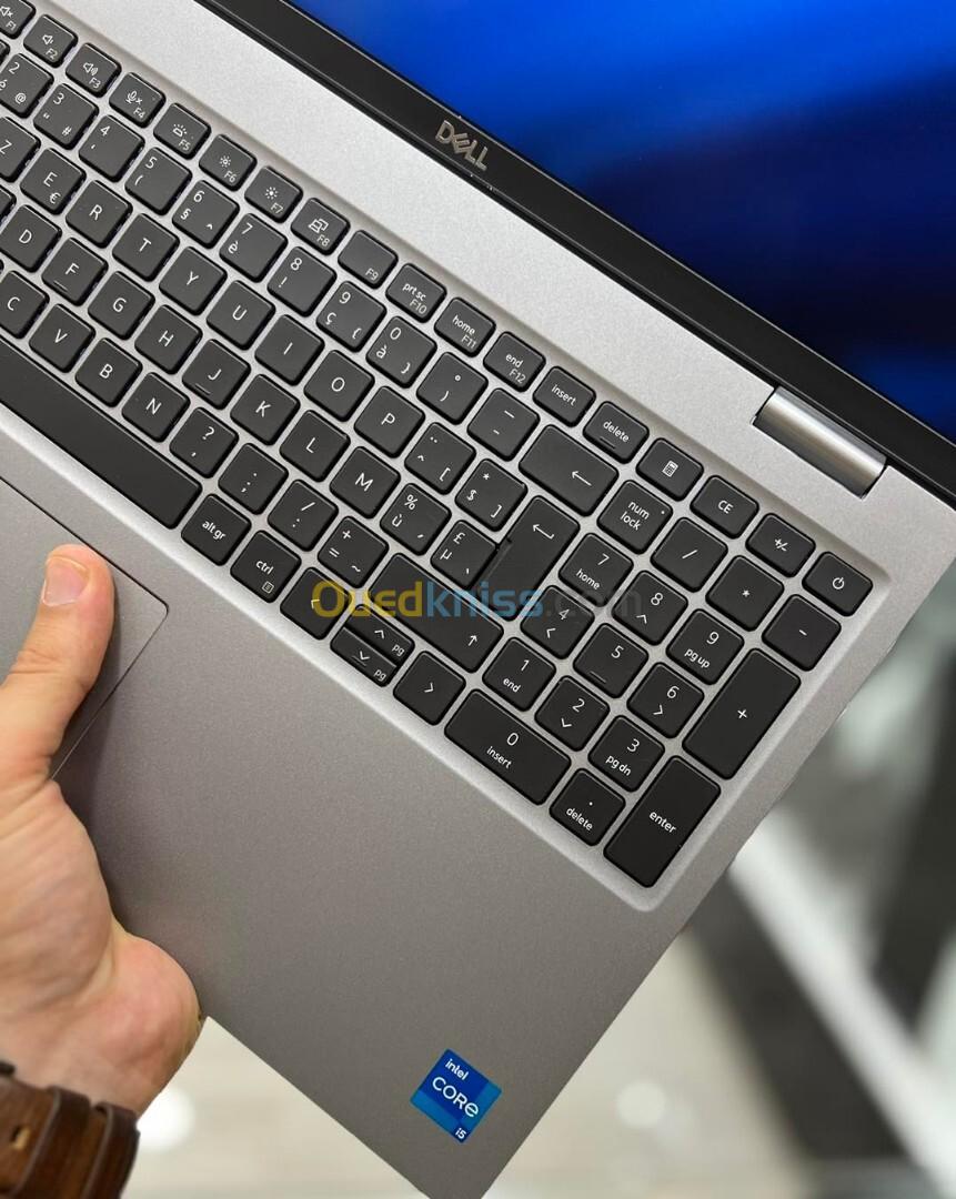 Dell Latitude 5520 Tactile - Intel Core i5-1145G7 - 16GO RAM - 256GO SSD - Intel Iris Xe Graphics 