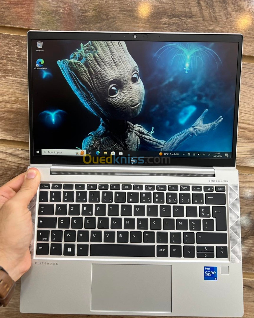 HP EliteBook 830 G8 Tactile - Intel Core i5-1145G7 - 16GO RAM - 256GO SSD - Intel Iris Xe Graphics 