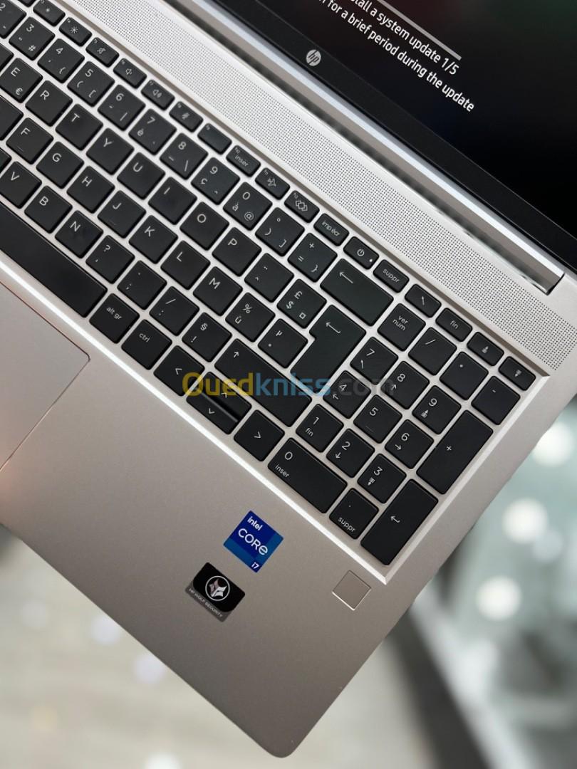 HP ProBook 450 G9 15" i7 1255U - 16Gb - 512Gb - Intel UHD Graphics 
