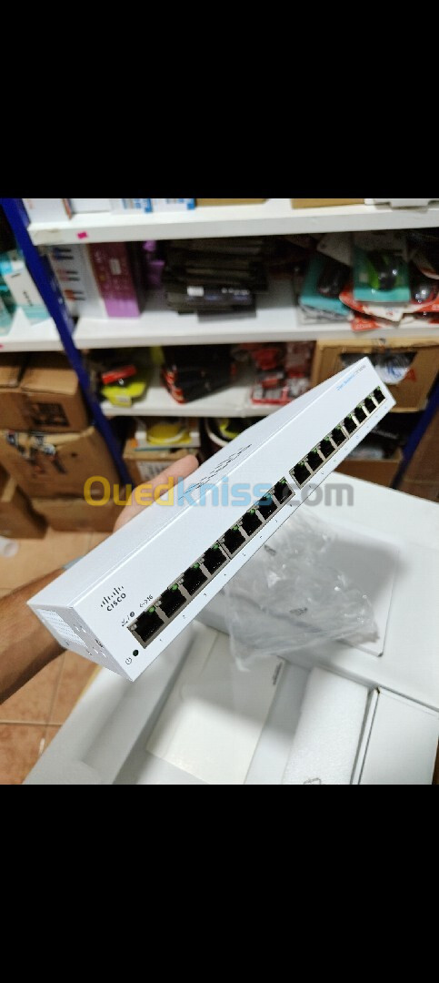 Switch Cisco 16 ports Gigabit CBS110-16T