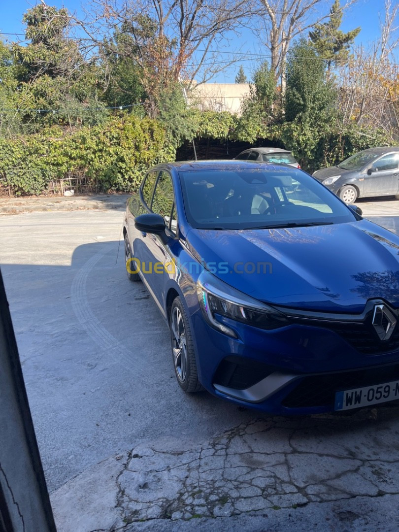 Renault Clio 2023 Rs line