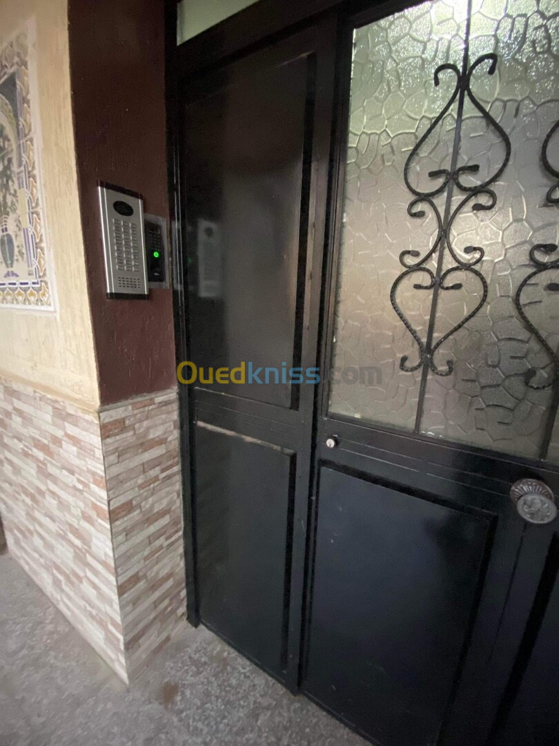 Location Appartement F4 Alger Staoueli