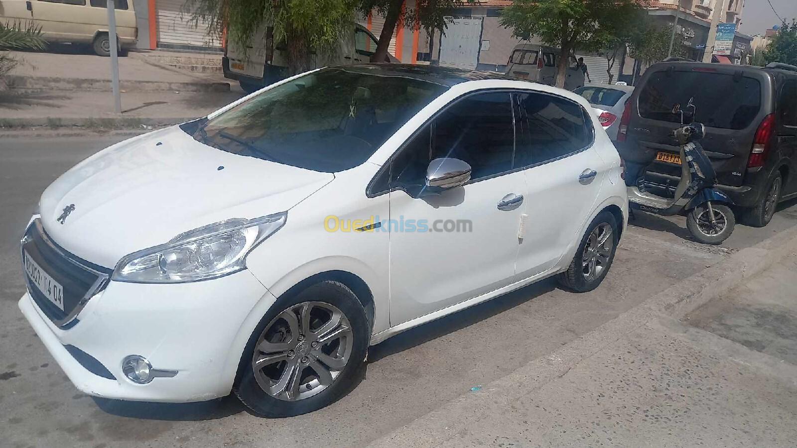 Peugeot 208 2014 Allure