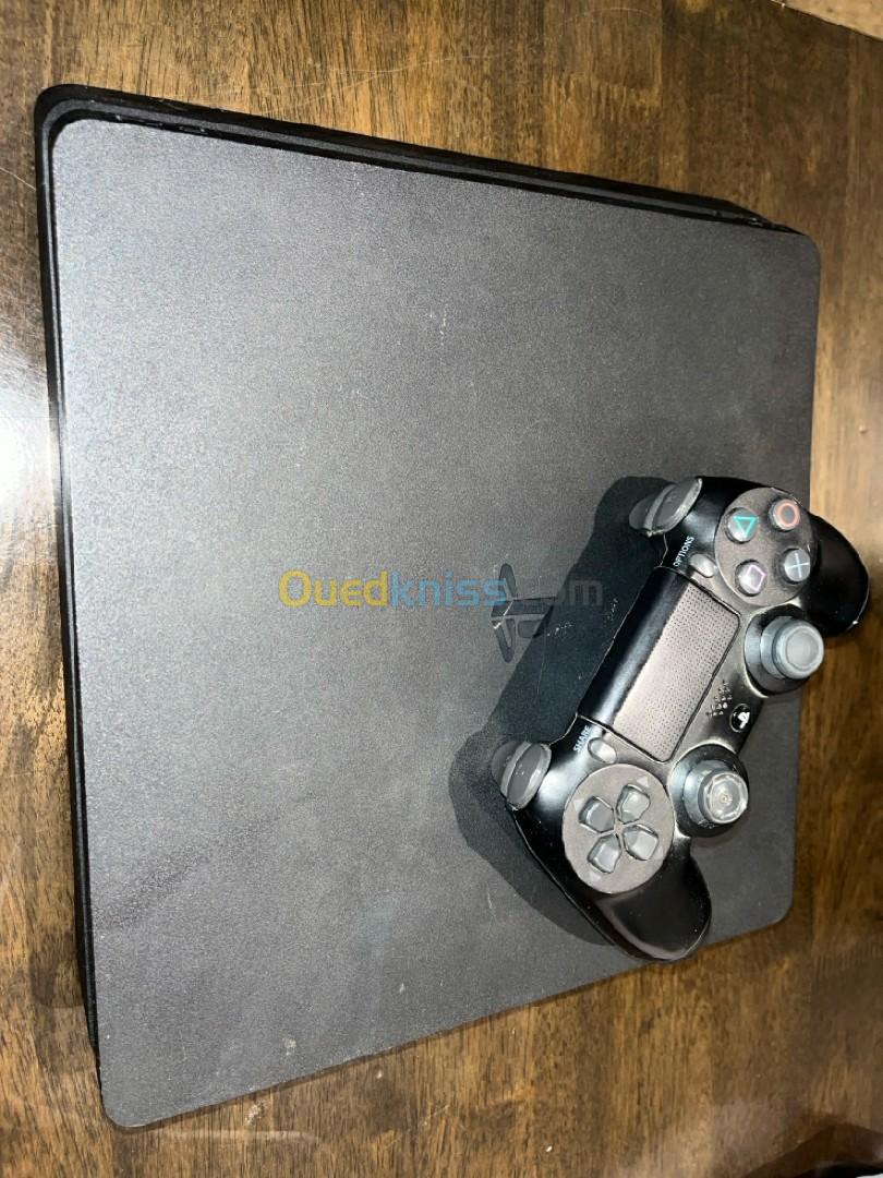 Ps4 slim 1000g + manette offerte 