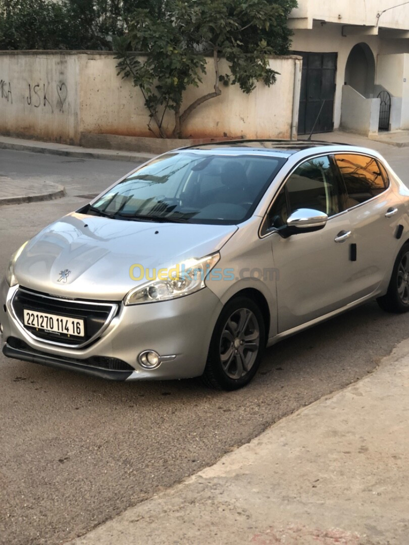 Peugeot 208 2014 Allure