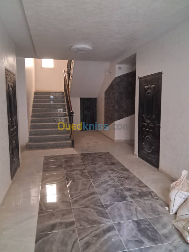 Vente Appartement F2 Alger Ain taya