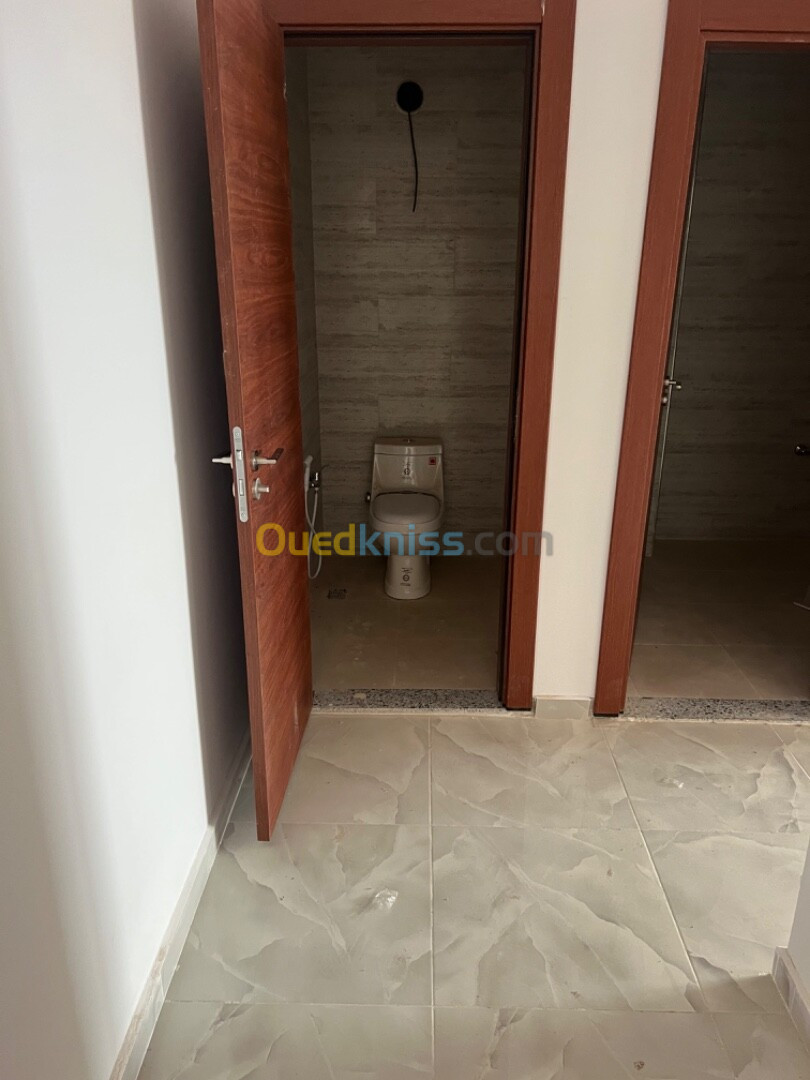 Vente Appartement F5 Oran Ain el turck