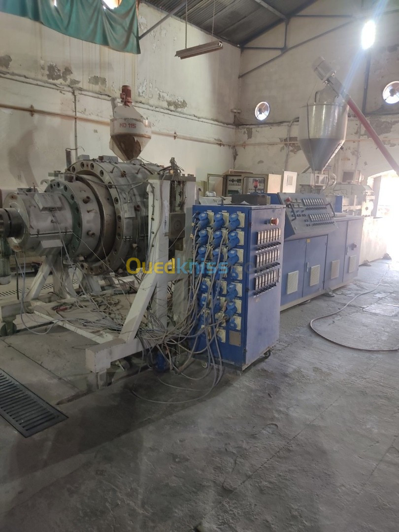 machine extrudeuse