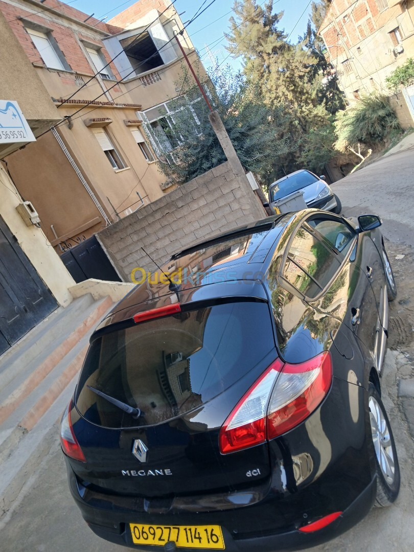 Renault Megane 3 2014 Bose