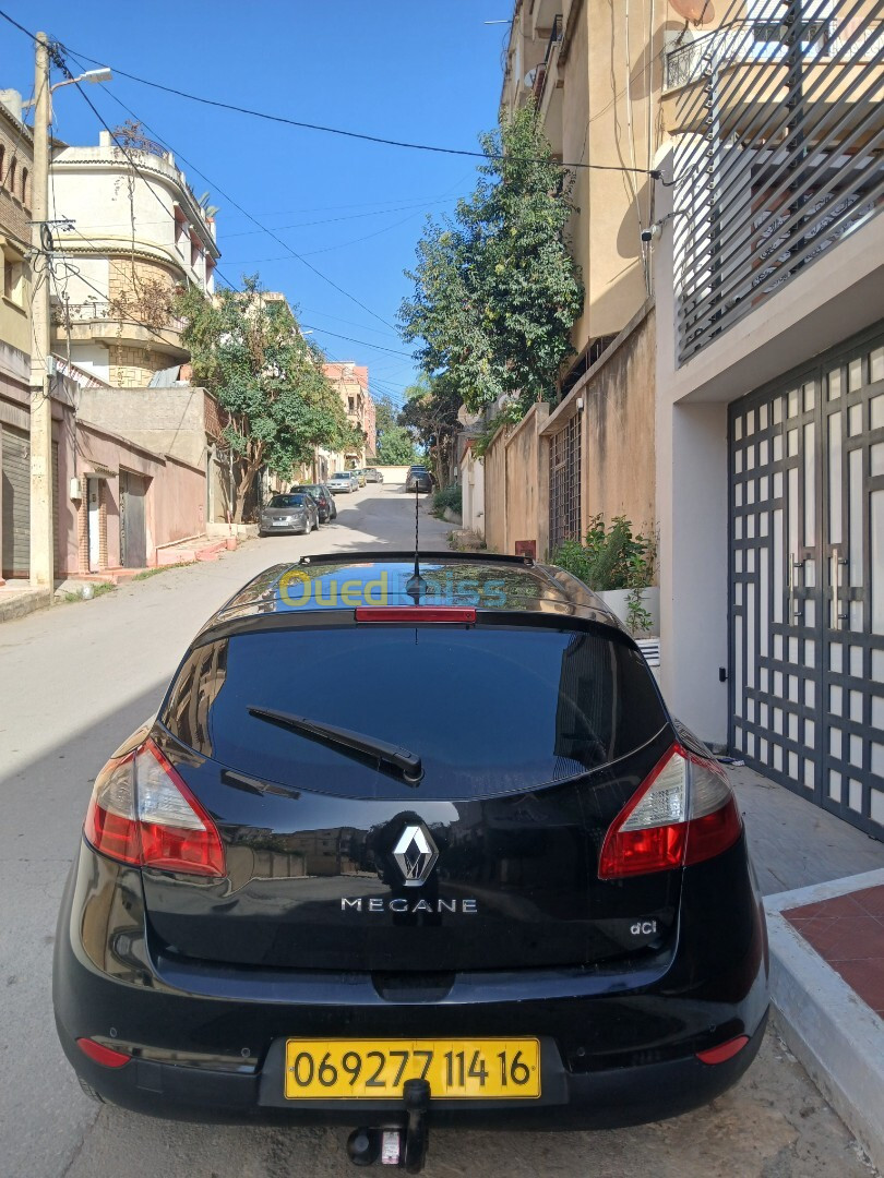 Renault Megane 3 2014 Bose