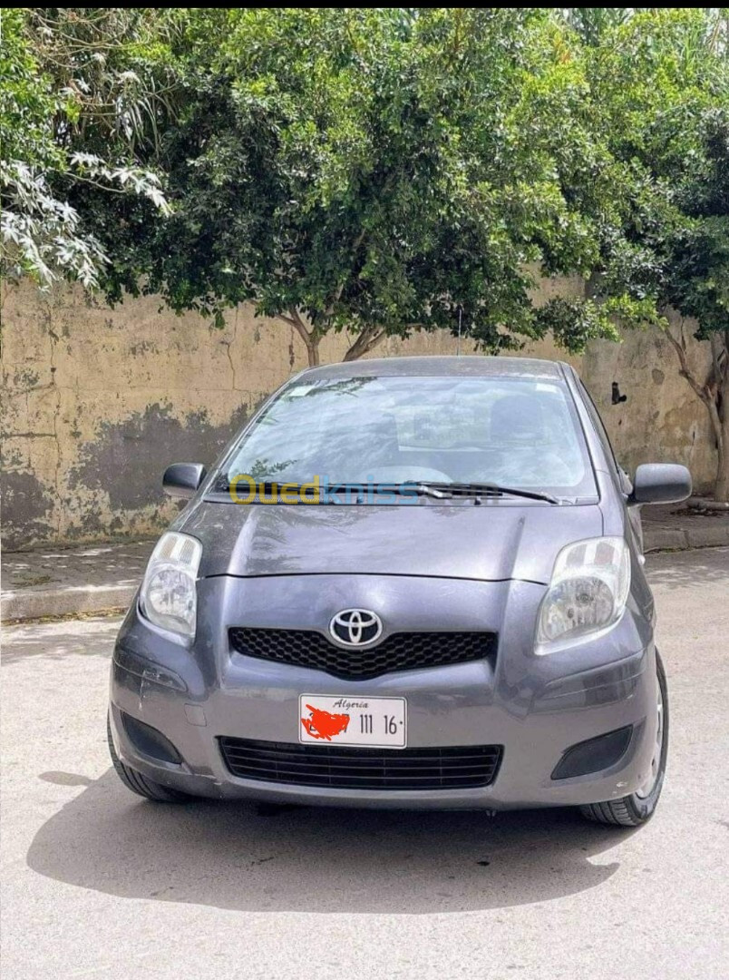 Toyota Yaris 2011 Confort