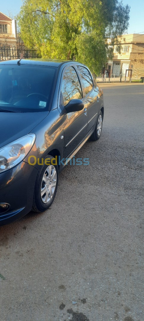 Peugeot 206 Plus 2012 206 Plus