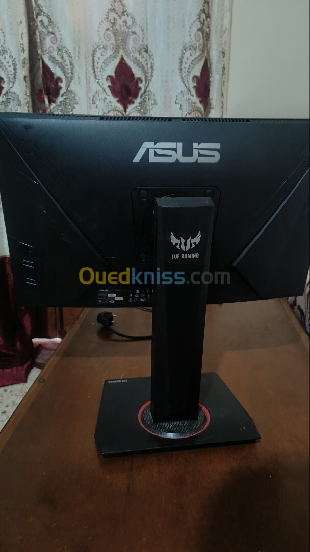 Moniteur ASUS TUF Gaming VG24VQ