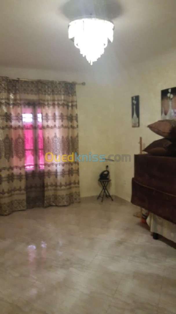 Location vacances Appartement F3 Mostaganem Mostaganem