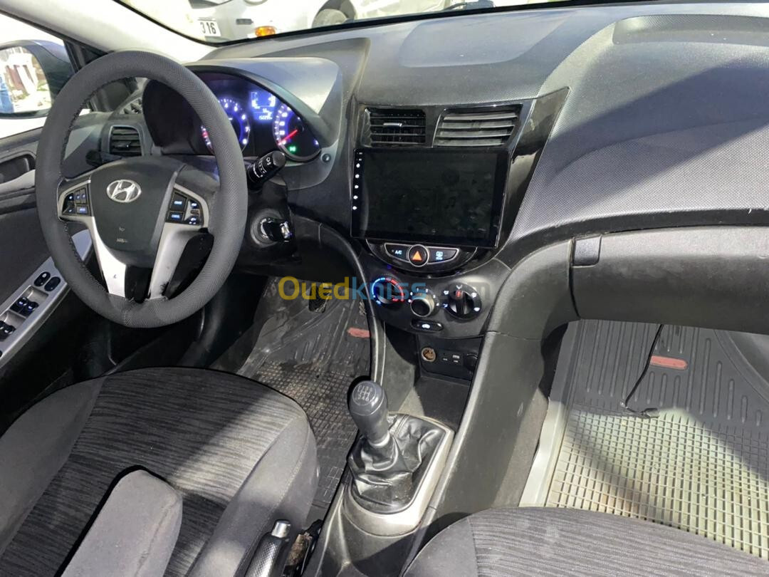 Hyundai Accent 2017 RB