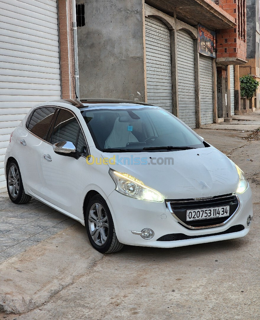 Peugeot 208 2014 Allure