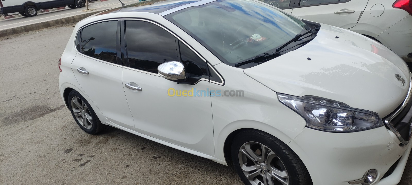 Peugeot 208 2014 Allure