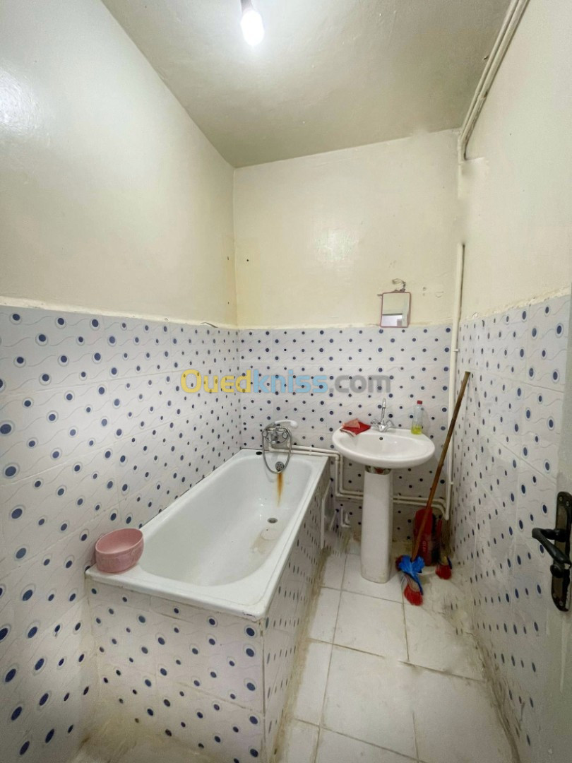 Location vacances Appartement F3 Mostaganem Mostaganem