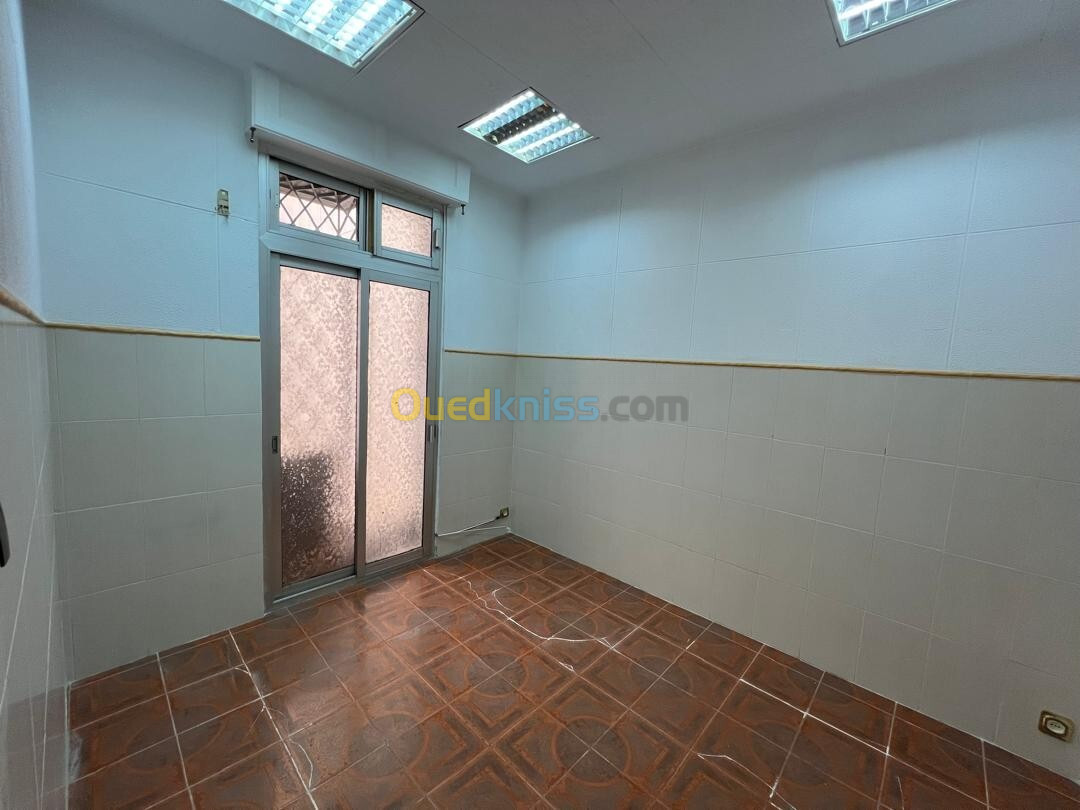 Location Appartement F3 Alger Hussein dey