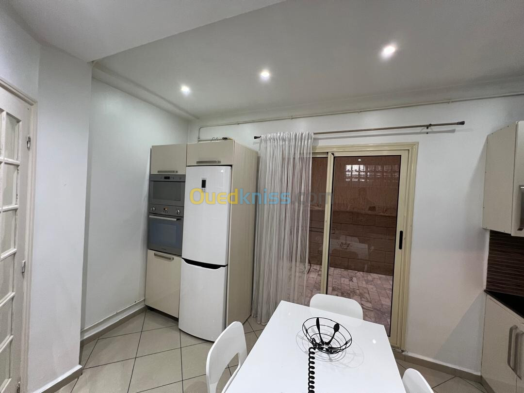 Location Appartement F2 Alger Hydra