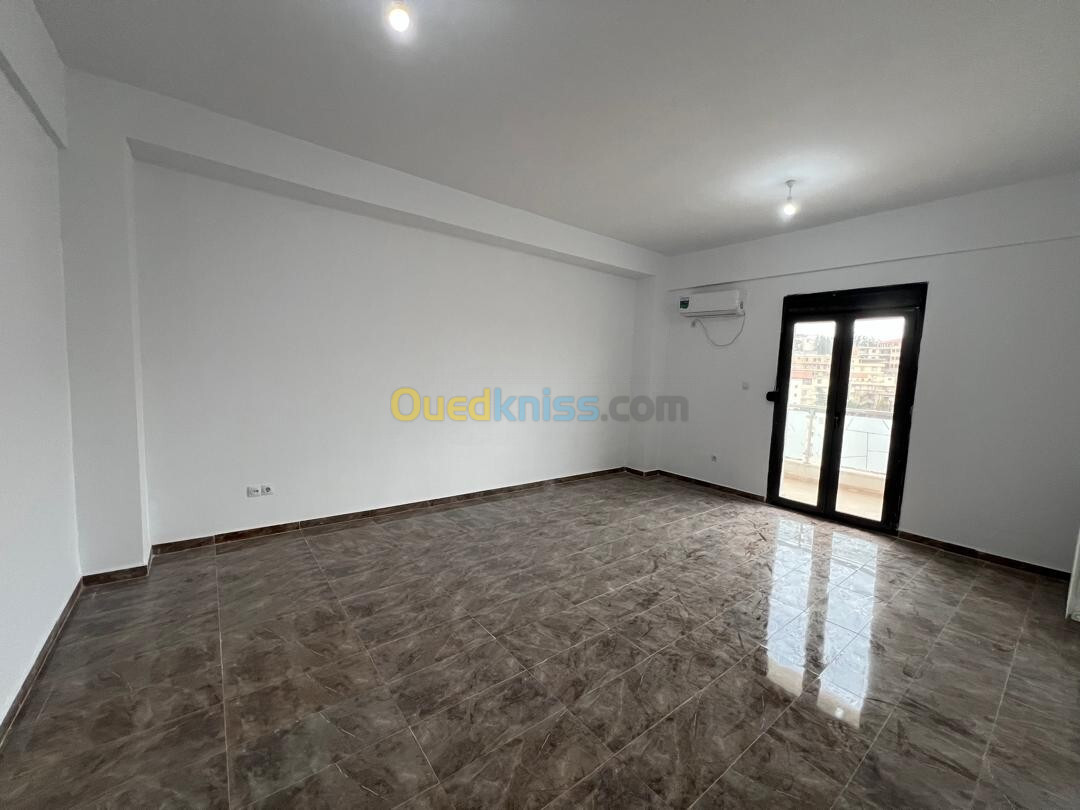 Location Appartement F3 Alger Hydra