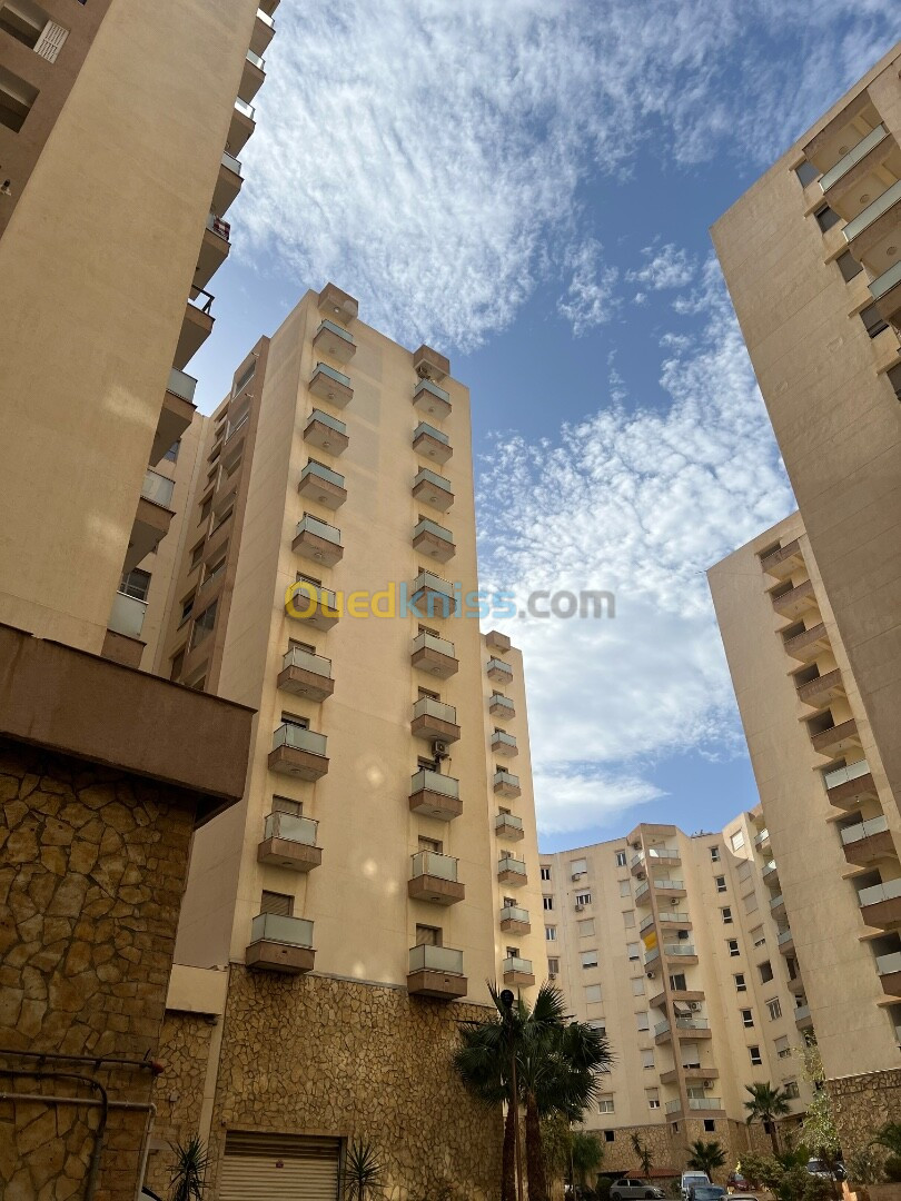 Location Appartement F3 Alger Draria