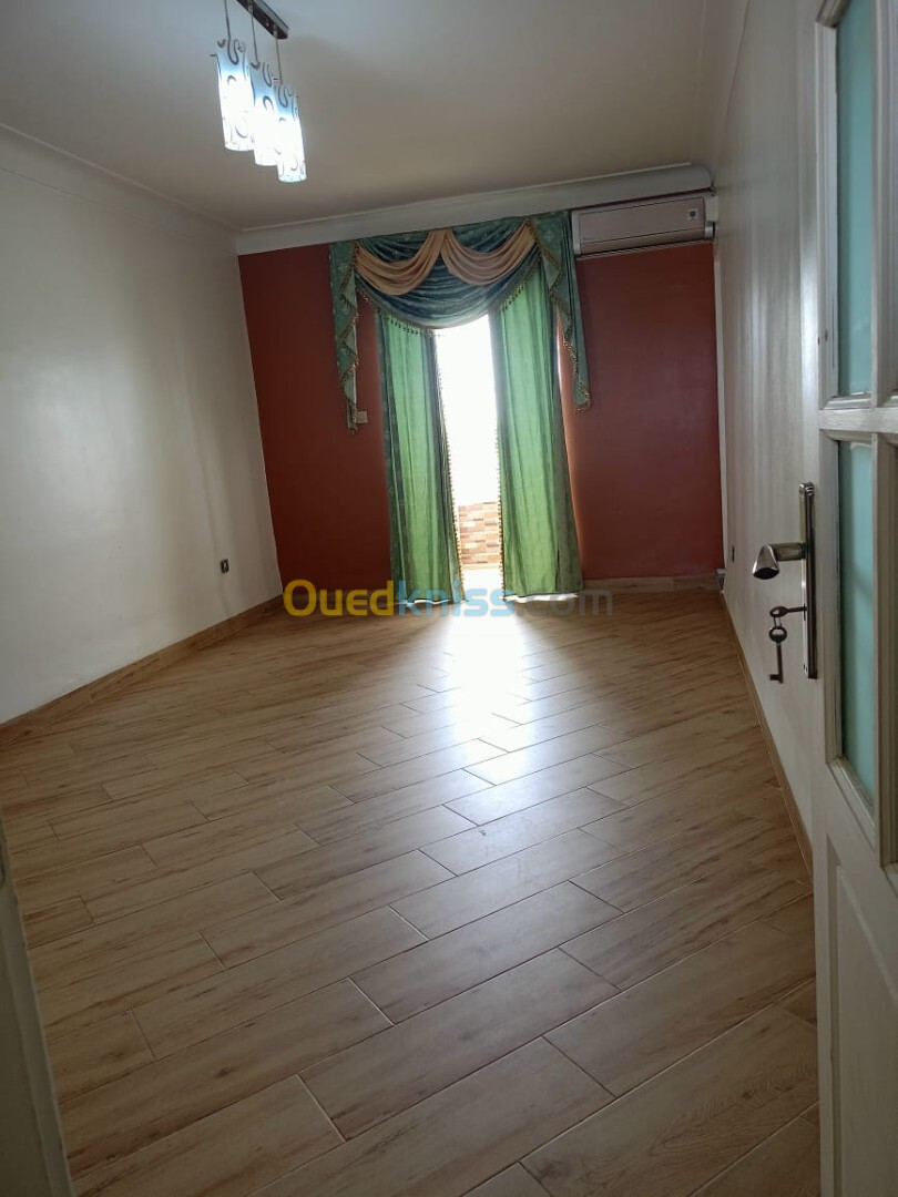 Location Appartement F5 Alger Bordj el kiffan