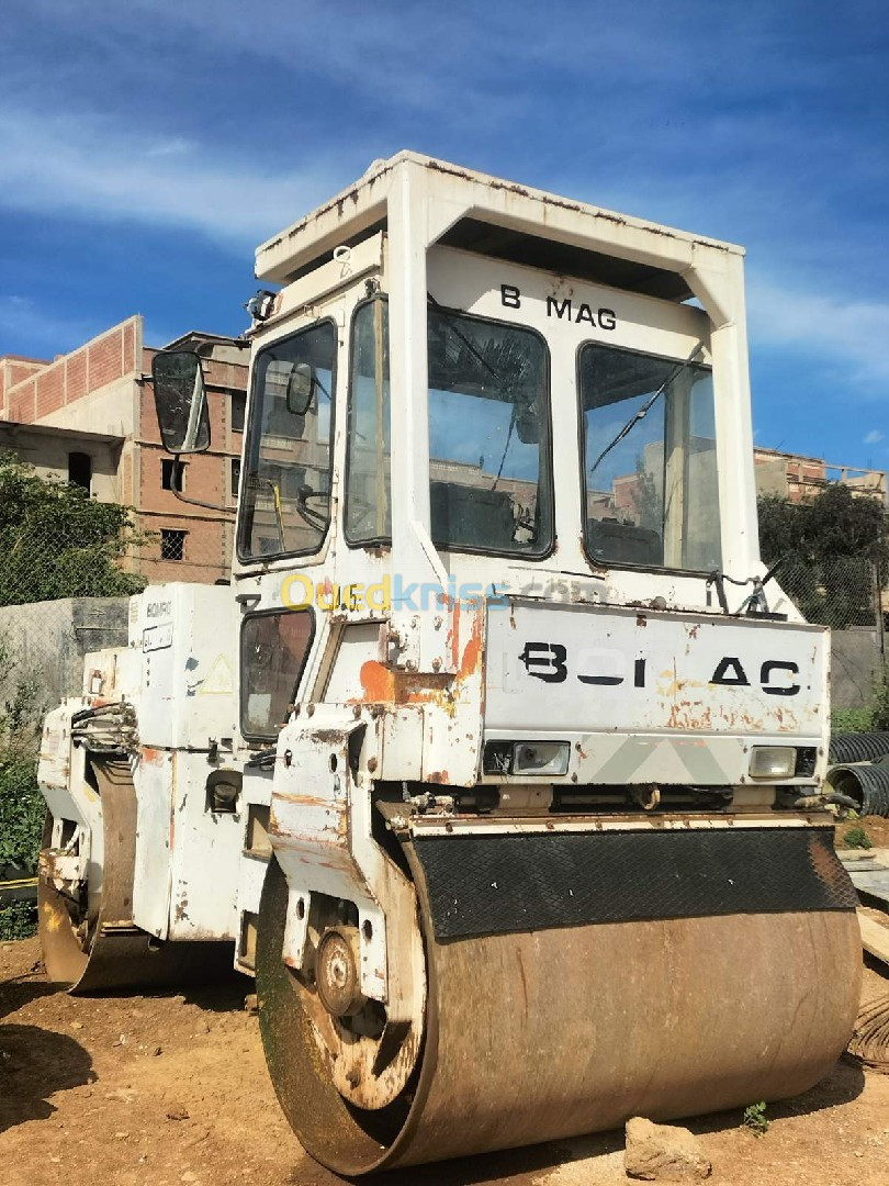 BOMAG Compacteur cylindrique 2 avec vibreur 1996