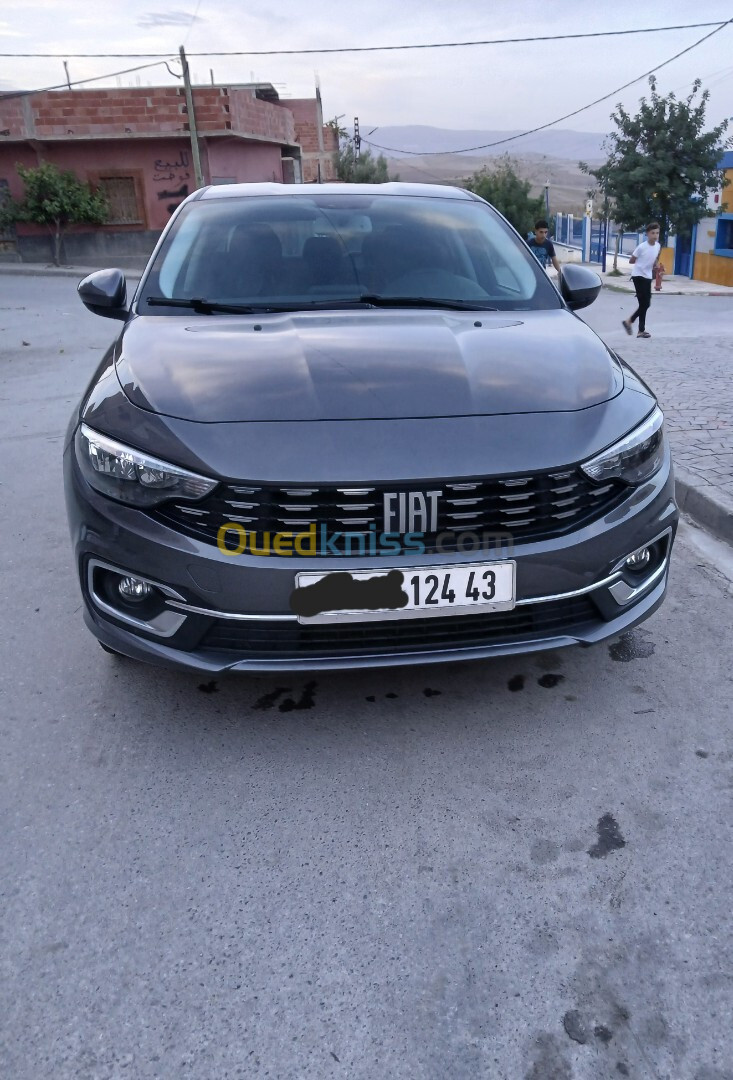 Fiat Tipo 2024 Urbin +