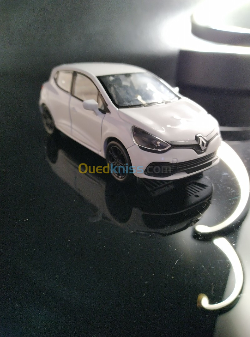 Clio 4 miniature