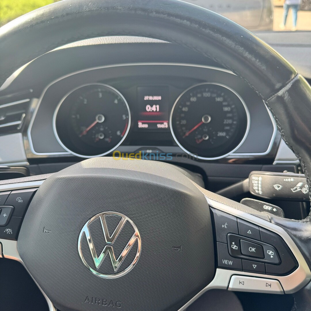 Volkswagen Passat 2022 