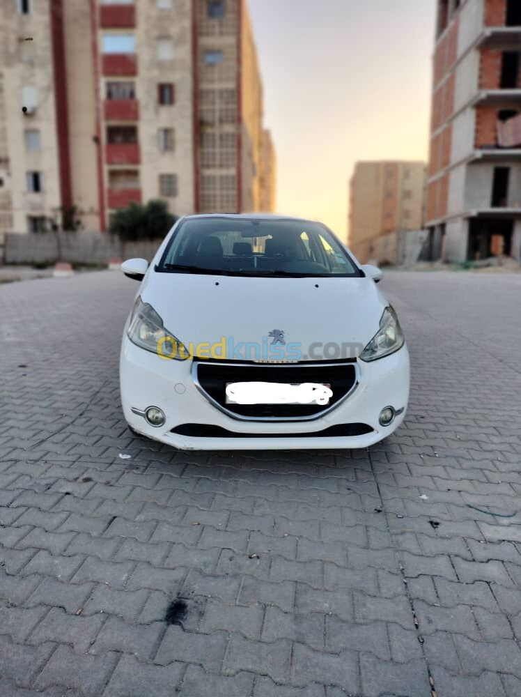 Peugeot 208 2013 Allure