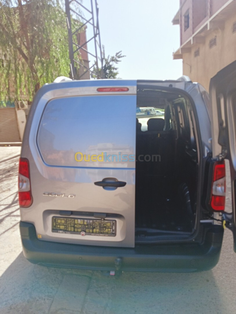 Fiat Doblo 2024 Italien