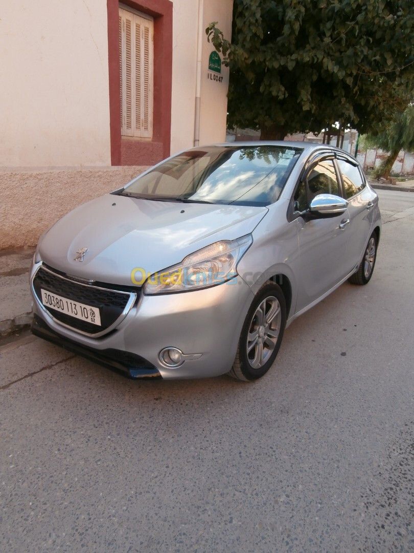 Peugeot 208 2013 Allure