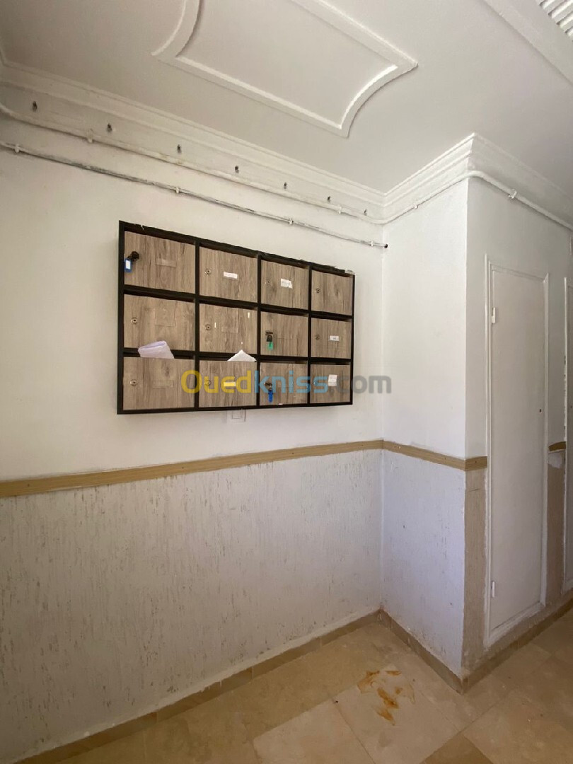 Location Appartement F4 Alger Staoueli