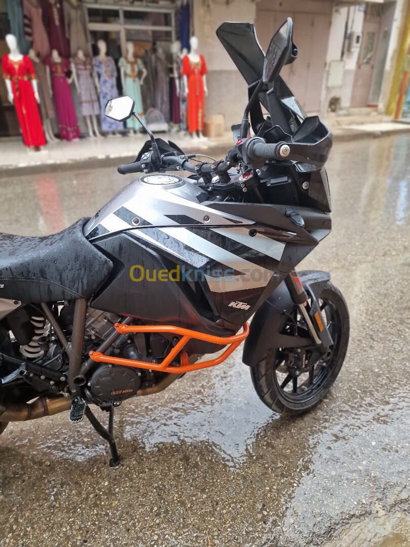 KTM Super adventure s 1290 2021