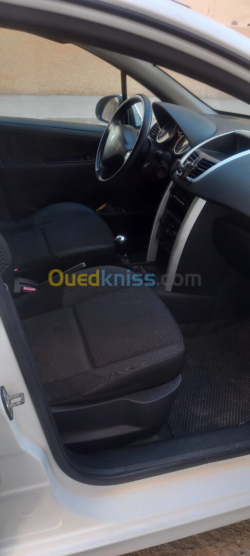 Peugeot 207 2013 207