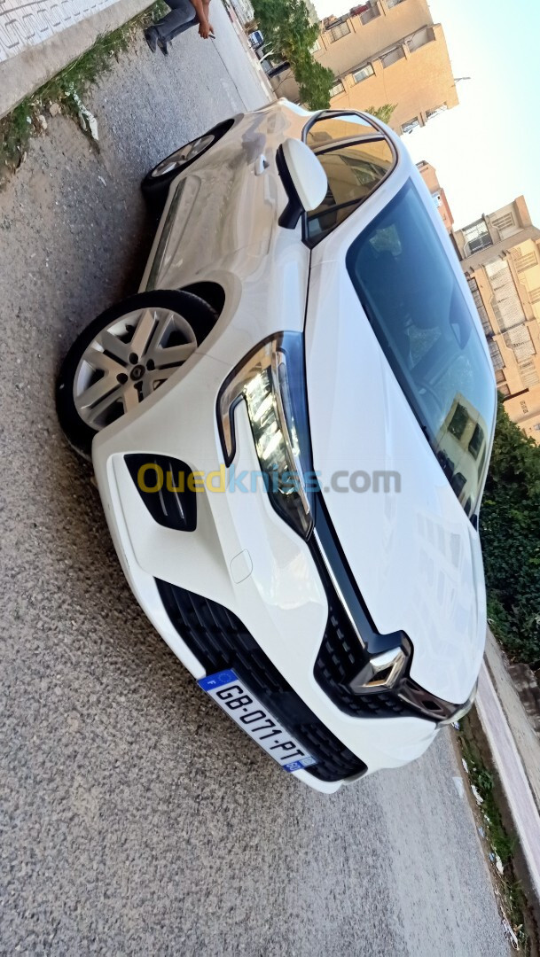 Renault Clio 5 2021 Business plus