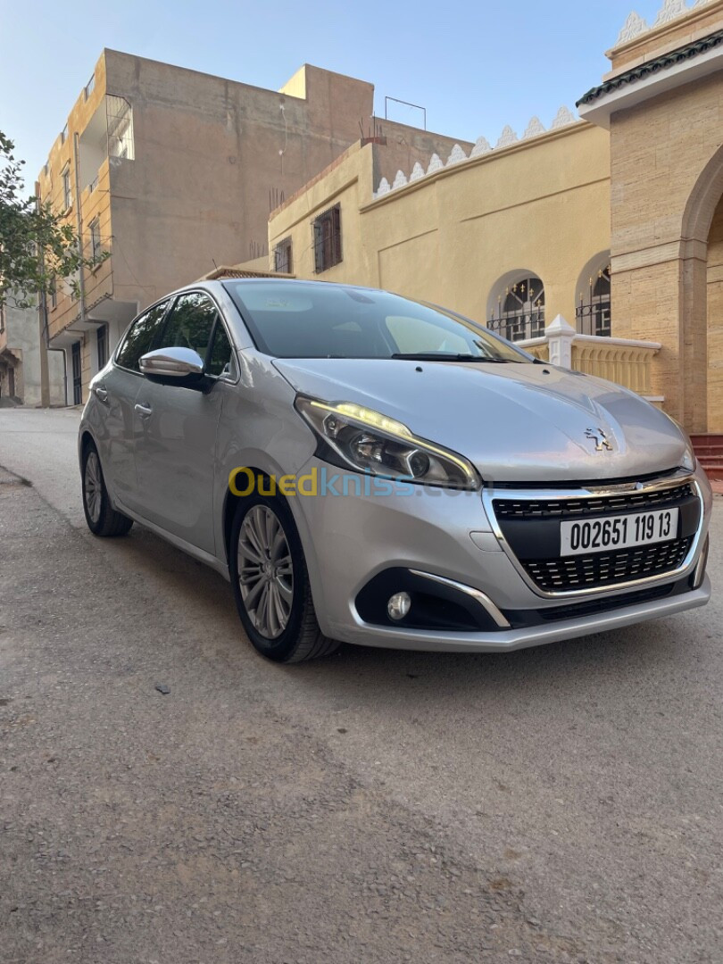 Peugeot 208 2019 Allure Facelift