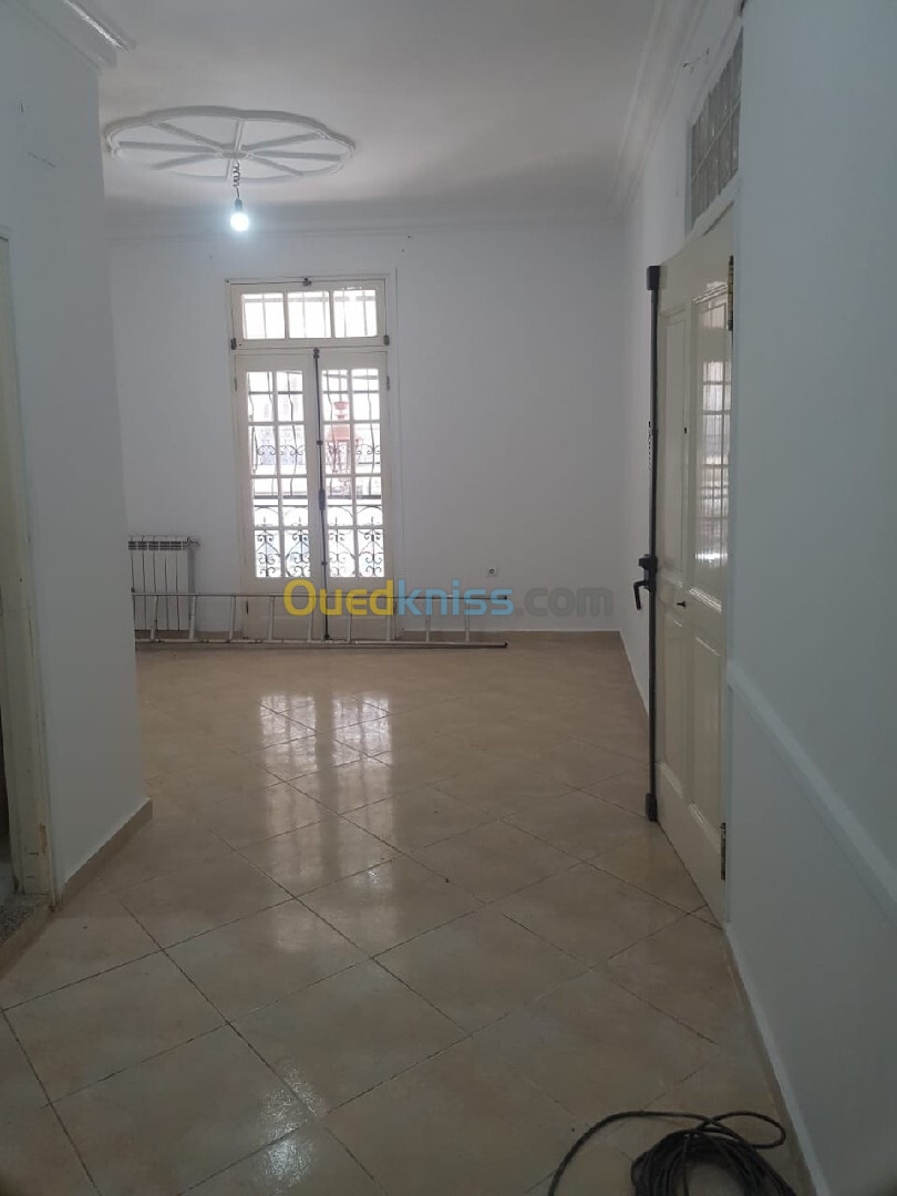 Location Appartement F3 Alger Bab el oued