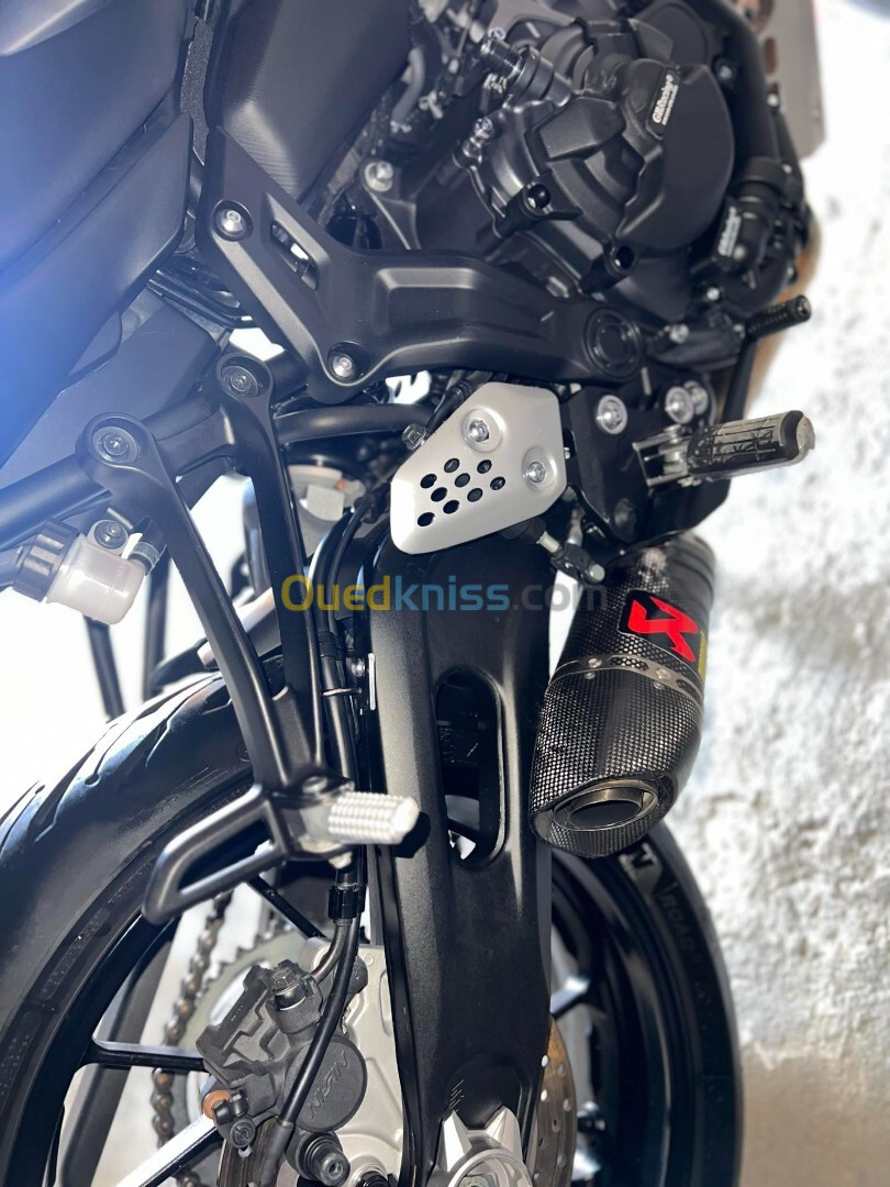 Yamaha Mt07 2023